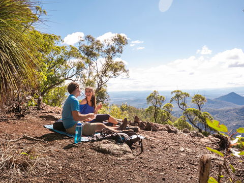 Goolman Lookout Via Rocky Knoll Lookout Trail - Accommodation Whitsundays 0