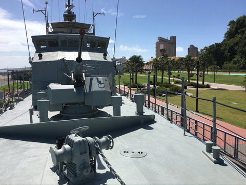 HMAS Gladstone - Accommodation Whitsundays 1