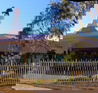 McFeeters Motor Museum and Visitor Information Centre - Accommodation Whitsundays