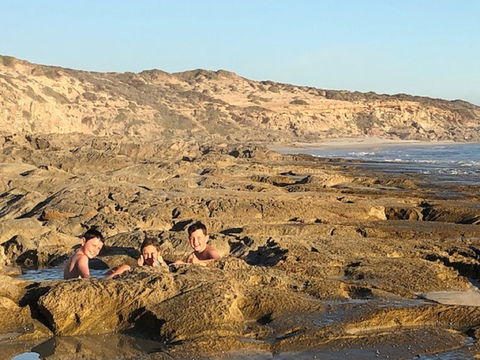 Streaky Bay - Back Beach - Accommodation Whitsundays 1