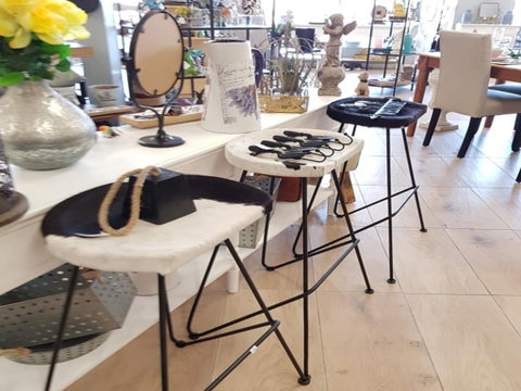 TSG Giftware Young - Accommodation Whitsundays 2