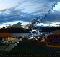 New England Regional Art Museum - Accommodation Whitsundays