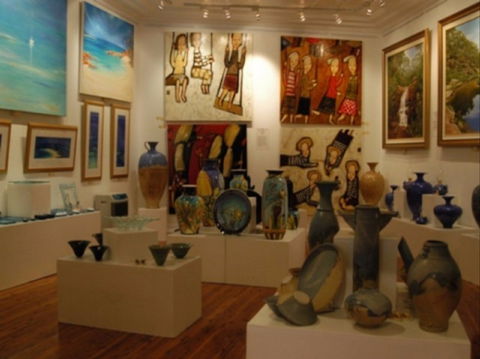 Articles Fine Art Gallery - Accommodation Whitsundays 0