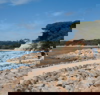 Eastern Sisters Pathway - Accommodation Whitsundays