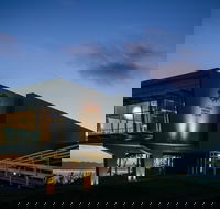 Mount Adelaide - Accommodation Whitsundays