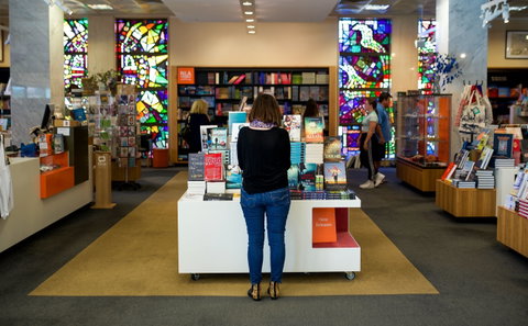 National Library Of Australia - Accommodation Whitsundays 2