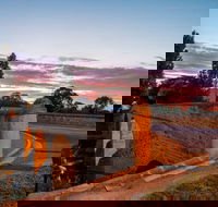 Richmond - Accommodation Whitsundays