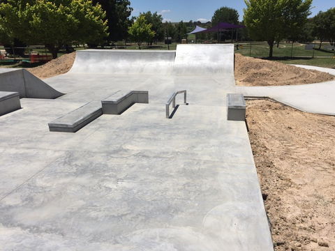 Blayney Skate Park - Accommodation Whitsundays 2