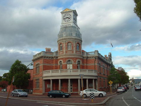 Midland Town Hall - Accommodation Whitsundays 0