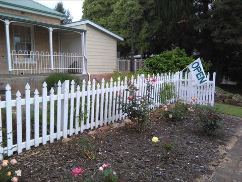 Mill Cottage Museum - Accommodation Whitsundays 1