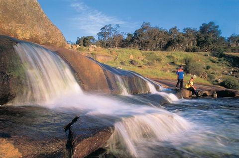 Perth Hills - Accommodation Whitsundays 0