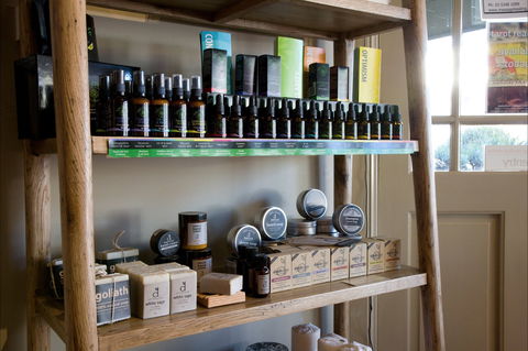 Daylesford Healing Massage - Accommodation Whitsundays 2