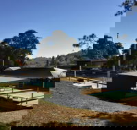 Gunning Pool - Accommodation Whitsundays