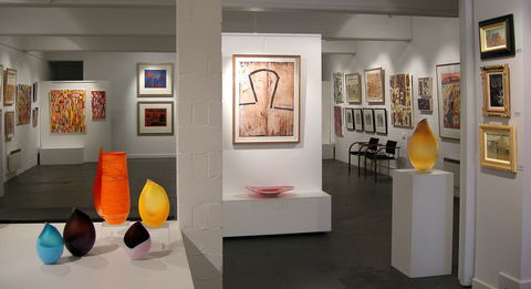 Metropolis Gallery - Accommodation Whitsundays 0