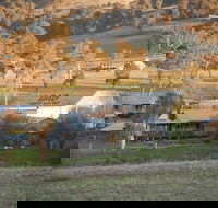 Nundle - Accommodation Whitsundays