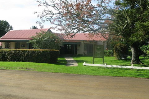 Norfolk Island Commandants Dinner - Accommodation Whitsundays 3