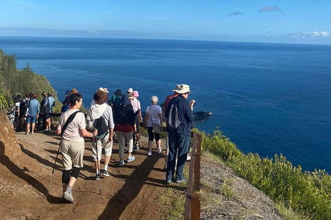 Breakfast Bushwalk Tour In Captain Cook\'s Monument - Accommodation Whitsundays 2