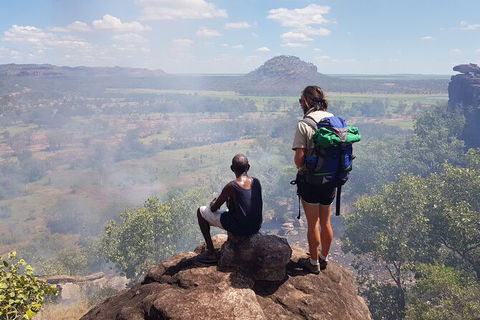 Arnhem Land Injalak Hill Full-Day Tour From Darwin - Accommodation Whitsundays 9