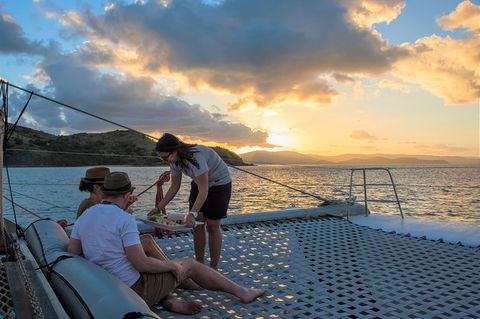 Sunset Sail In The Whitsundays - Accommodation Whitsundays 5