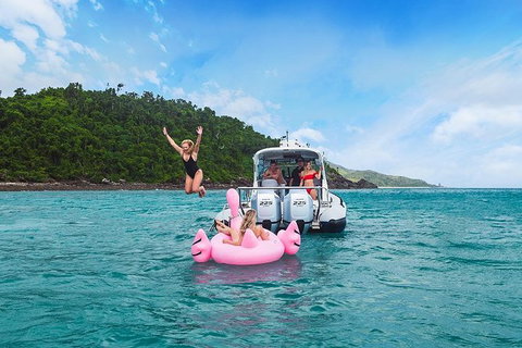 Premium Private Charter - Accommodation Whitsundays 7
