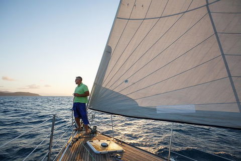 2-Night Cabin Charter Aboard Cruising Yacht Milady - Accommodation Whitsundays 6