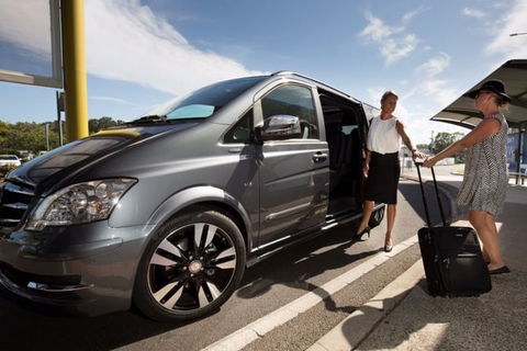 Brisbane Airport To Sunshine Coast Private Transfer - 13 Seat Minibus - Accommodation Whitsundays 4
