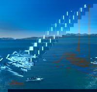 Day Sail the Whitsunday Islands on Atlantic Clipper from Airlie Beach - Accommodation Whitsundays