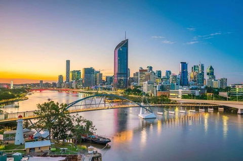 Brisbane Airport Transfers : Brisbane To Brisbane Airport BNE In Luxury Car - Accommodation Whitsundays 6