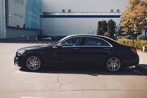 Departure Private Transfers: Adelaide To Adelaide Airport ADL In Business Car - Accommodation Whitsundays 0