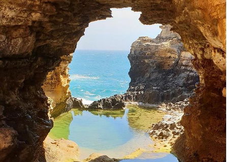 Great Ocean Road Coastline Tour From Warrnambool - Accommodation Whitsundays 0