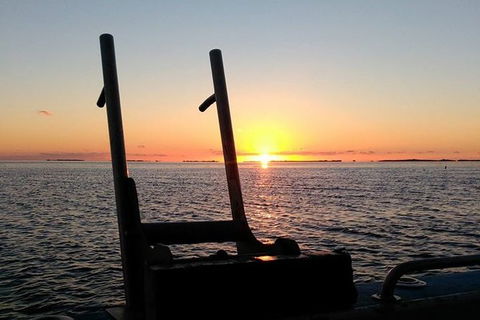Sunset Geraldton Harbour Cruise - Accommodation Whitsundays 2