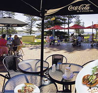 The Beach and Bush Gallery and Cafe - Accommodation Whitsundays