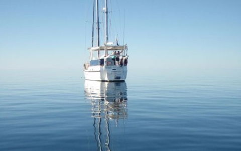A Whitsunday Luxury Sailing Holiday - Accommodation Whitsundays 0