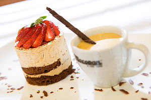 Harry's Restaurant - Accommodation Whitsundays 0