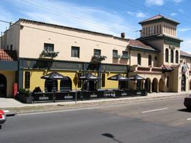 Ferntree Gully Hotel - Accommodation Whitsundays 0