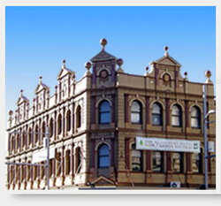 Agincourt Hotel - Accommodation Whitsundays 0