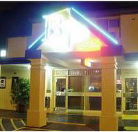Brown Jug Hotel - Accommodation Whitsundays