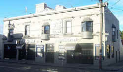 Barley Corn Hotel - Accommodation Whitsundays 0