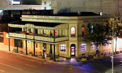 Crown & Anchor Hotel - Accommodation Whitsundays 0