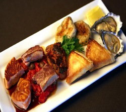 Beauchamp Hotel - Accommodation Whitsundays 1