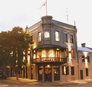 Australian Youth Hotel - Accommodation Whitsundays