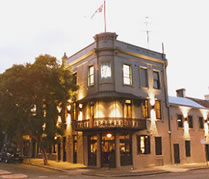 Australian Youth Hotel - Accommodation Whitsundays 0