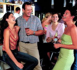 Daveys Hotel - Accommodation Whitsundays 1