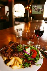 Brewhouse Brewery Sports Bar And Grill - Accommodation Whitsundays 2