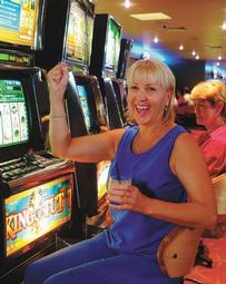 Rose & Crown Hotel - Accommodation Whitsundays 2