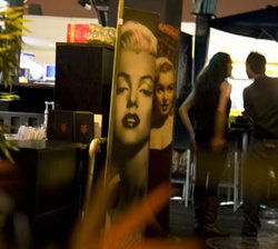 Kaliber Boutique Lounge & Dining - Accommodation Whitsundays 2