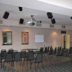 Coach & Horses - Accommodation Whitsundays 2