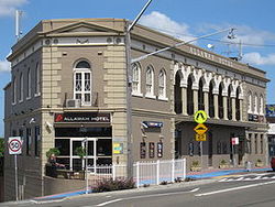 Allawah Hotel - Accommodation Whitsundays 2