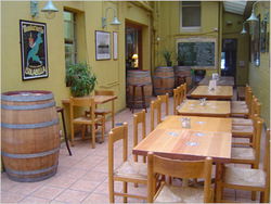 East Sydney Hotel - Accommodation Whitsundays 2