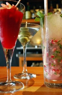 Rrose Bar - Accommodation Whitsundays 2